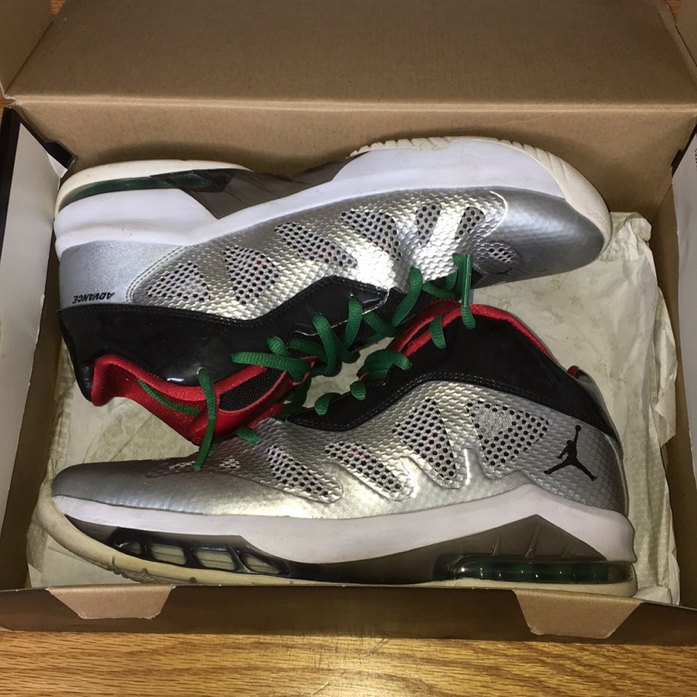 Air Jordan Melo M8 Advance Sneakers